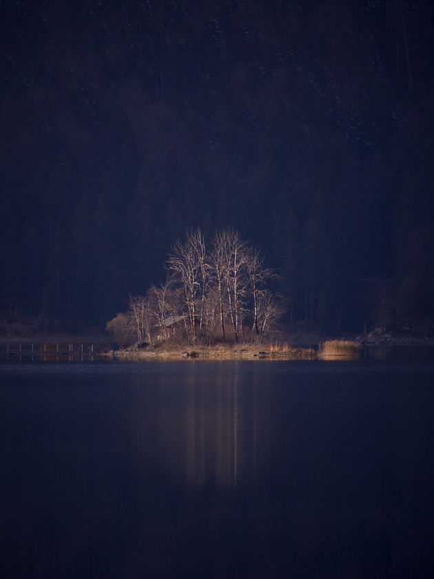 PB220738 
 Eibsee Island 
 Keywords: Bavaria, Bayern, Eibsee, Europe, Germany, lakes, landscapes, mountains, snow, travel