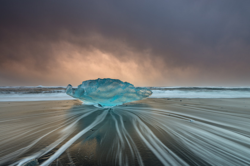 DSC8878 
 www.keithmuirphoto.co.uk 
 Keywords: Breiðamerkursandur, Iceland, Jökulsárlón, beach, black sand, coast, dawn, ice, landscapes, sea, seascapes, shore, sunrise, travel, waves, winter