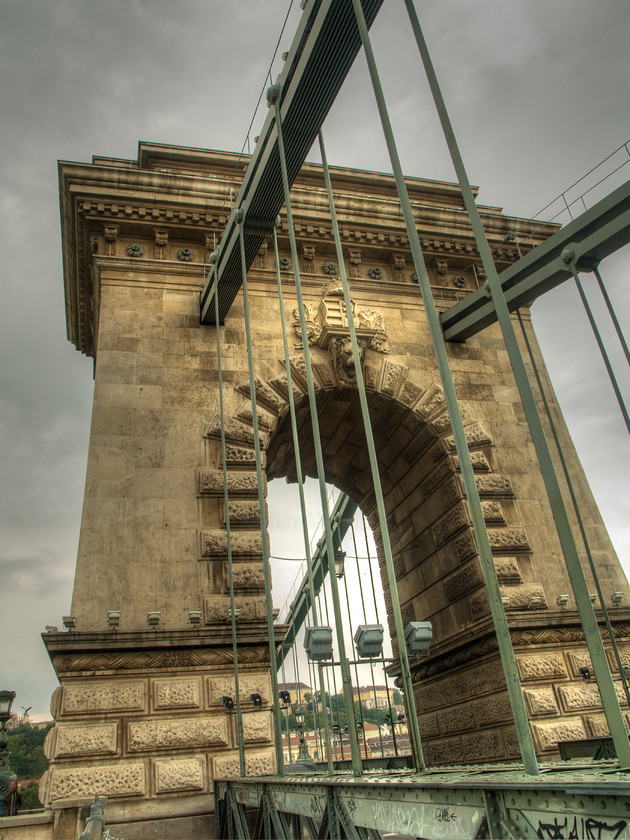 P9222677 8 9 
 Chain Bridge, Budapest 
 Keywords: Budapest, E-400, Europe, Hungary, Olympus, city, cityscapes, landscapes