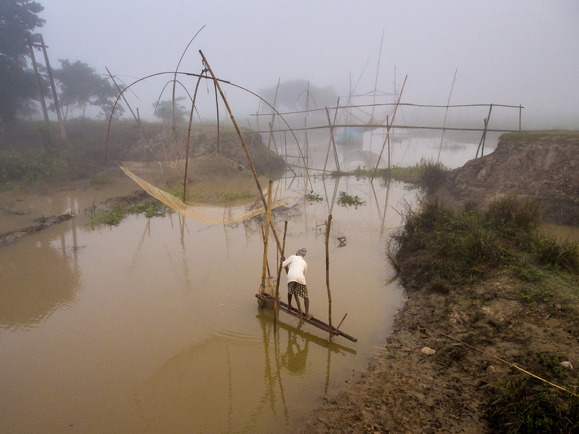 PA200987 
 Net Fishing, Assam 
 Keywords: Assam, India, Kaziranga, people, travel