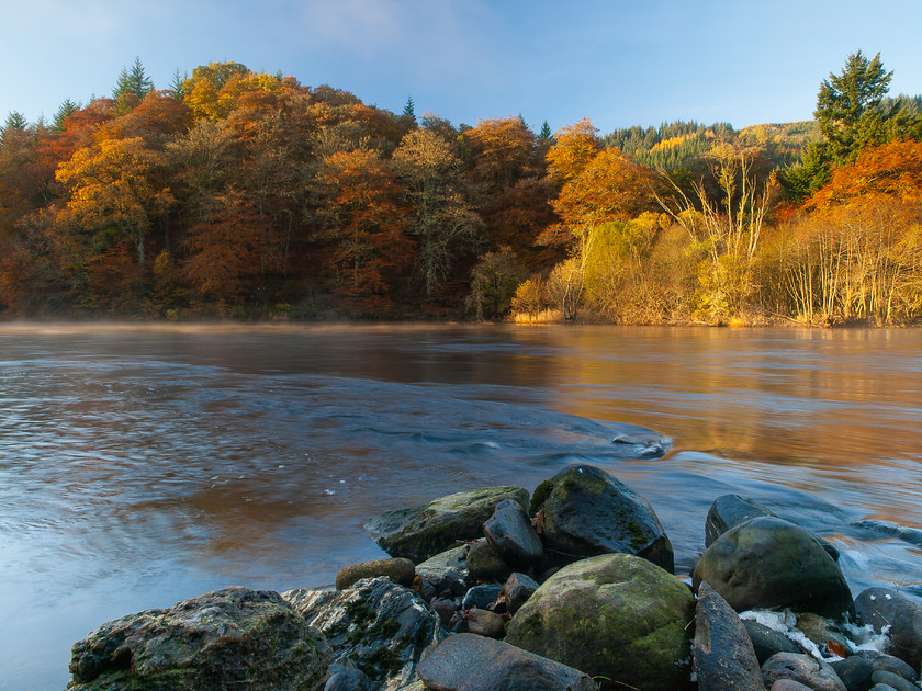 PB028108 
 River Tay, Autumn Dawn 
 Keywords: Autumn, Dunkeld, Perthshire, Scotland, landscapes, river bank, rivers, River Tay, dawn