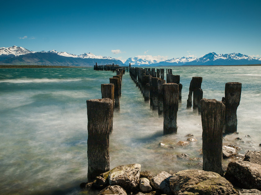 PA155632 
 OLYMPUS DIGITAL CAMERA 
 Keywords: Chile, Chilre, Patagonia, Puerto Natales, South America, Torres del Paine, coast, landscapes, piers, seascapes, shore, travel, waves